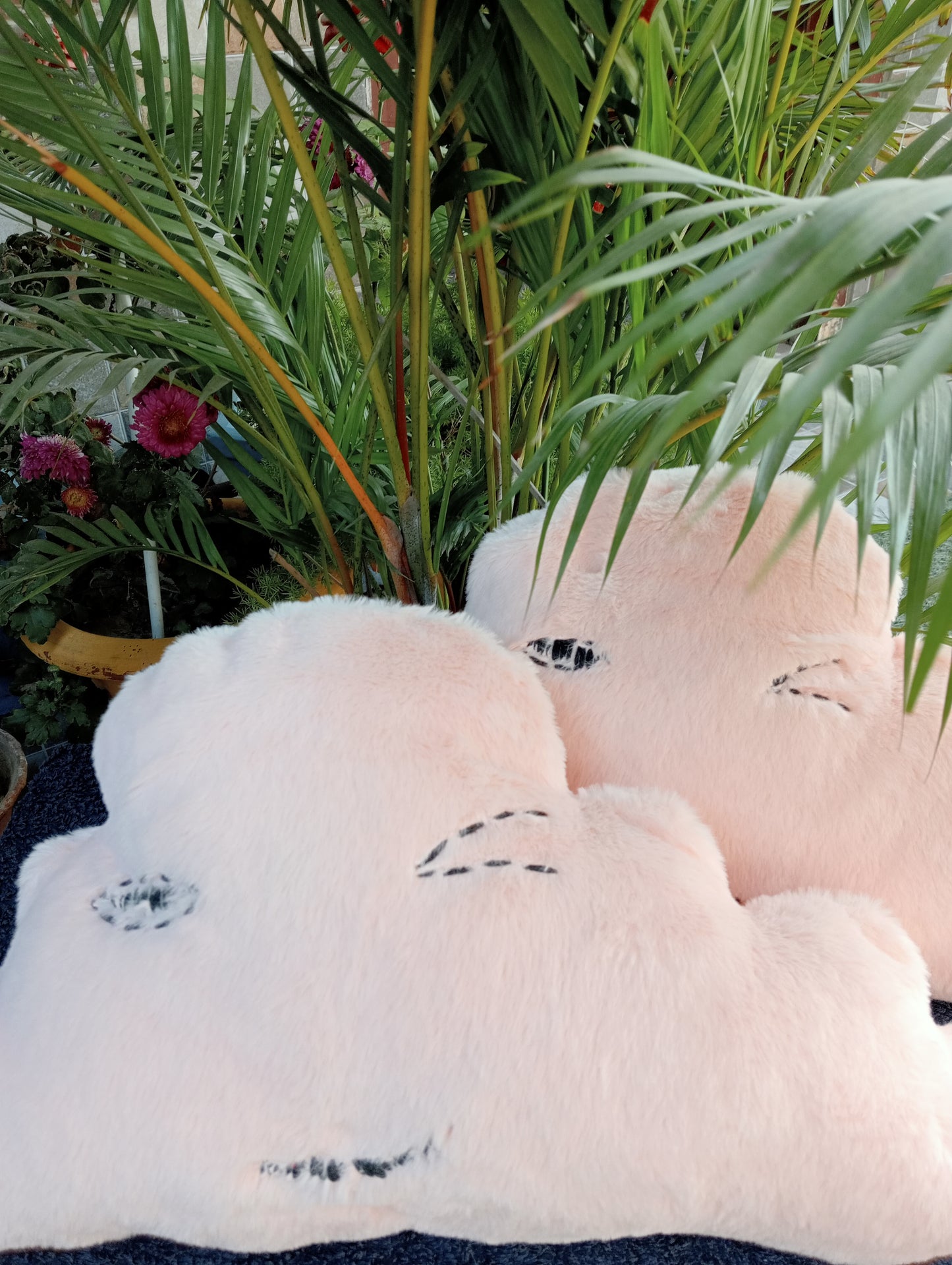 WINKING PINK CLOUD SOFT TOY